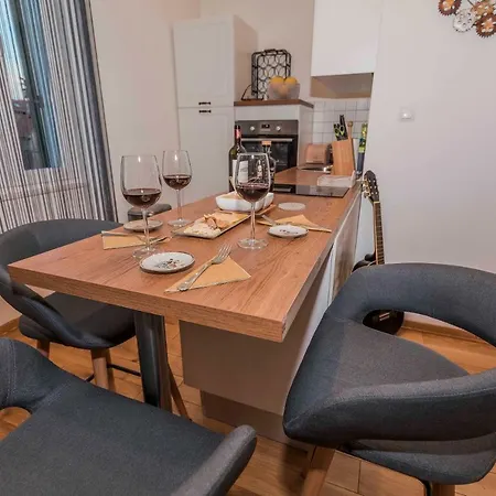 Daire Horizons Split